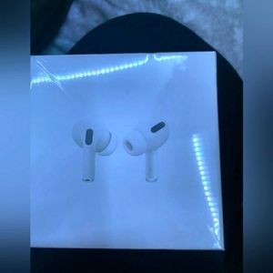 Apple airpod pros